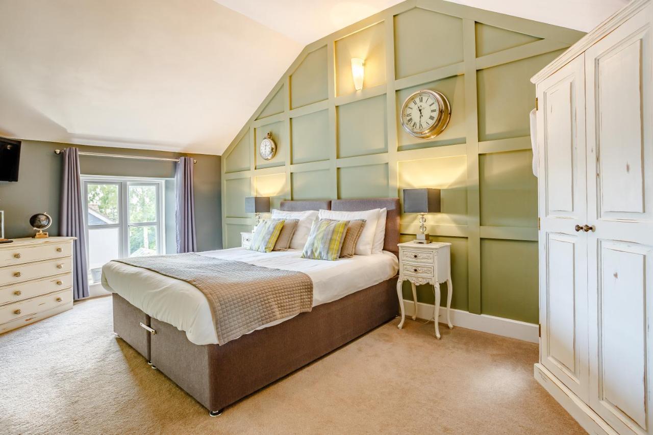 Broadrock Accommodation - Clock Cottage Chepstow Eksteriør bilde